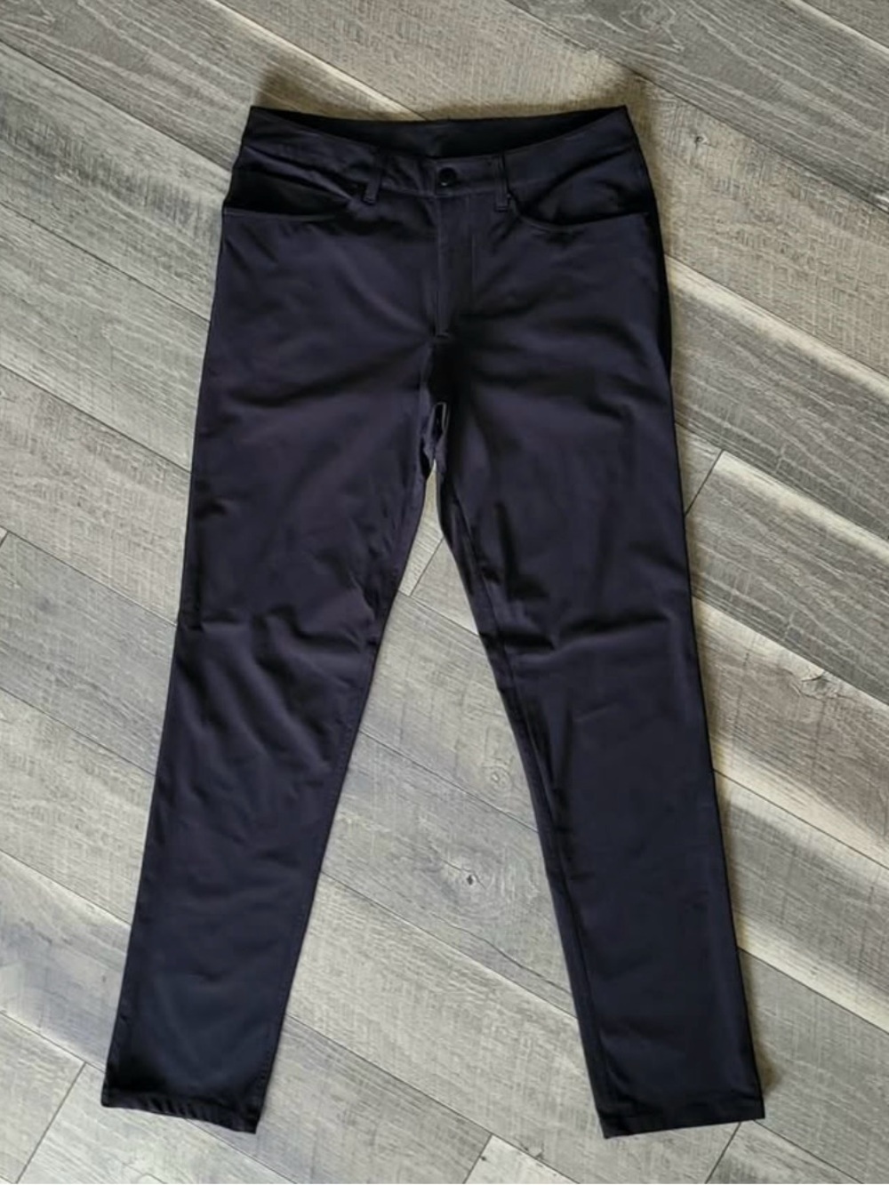 Lululemon ABC Classic-Fit Pants 32x34